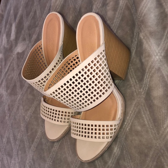 Heel - Picture 3 of 6